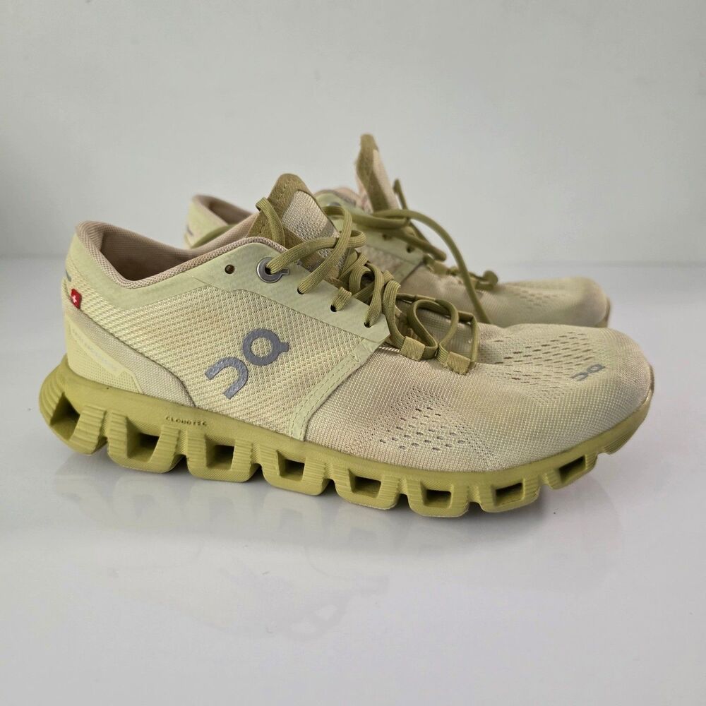 On Cloud X Running Shoes Hay Dust Yellow Mesh Athletic Sneakers Womens 6.5 - Picture 2 of 9